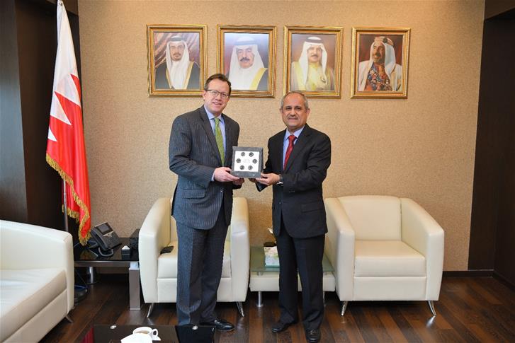 Tamkeen Chief Executive receives new U.S. Ambassador